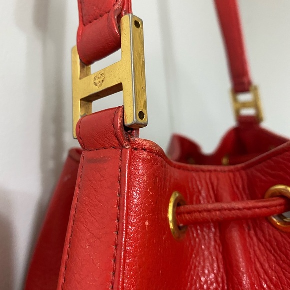 Authentic MCM Bucket Medium Leather Red - Picture 5 of 9
